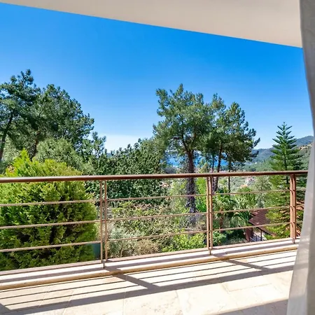 فيلة Luxury 4 Bedroom Villa With Pool